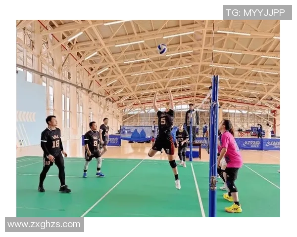 深圳排球队在排球团队协作排行榜中荣获第三名展现出色团队精神与默契配合