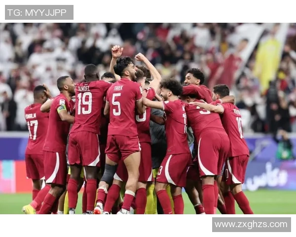 足球明星亲吻球鞋瞬间曝光引发球迷热议与感动 足球明星亲吻球鞋瞬间曝光引发球迷热议与感动