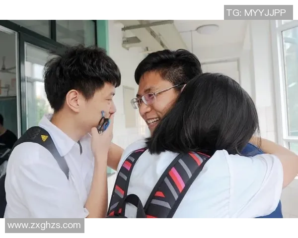 足球明星感人送别瞬间集锦视频回顾情感与荣耀交织的美好时刻 足球明星感人送别瞬间集锦视频回顾情感与荣耀交织的美好时刻